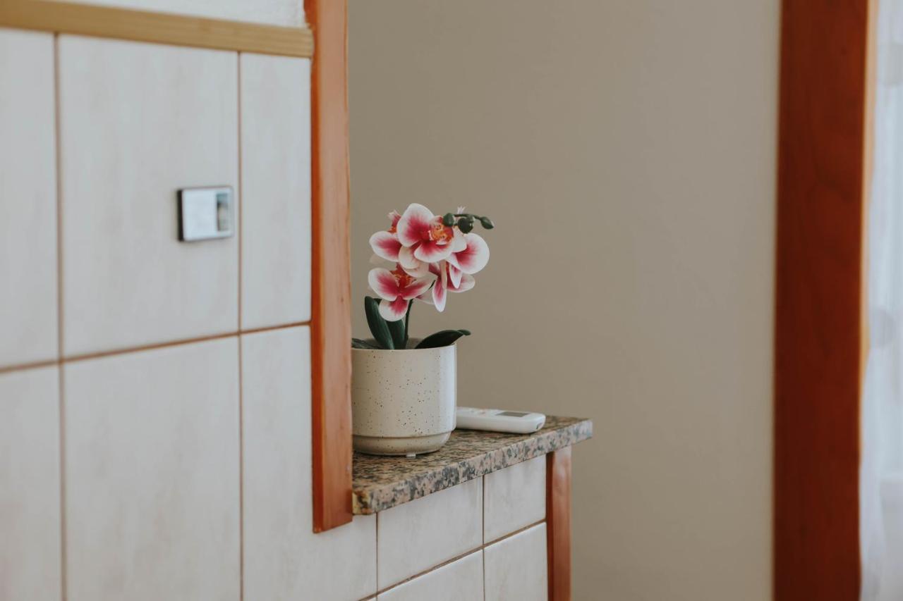 I&T Apartman Gospic Luaran gambar