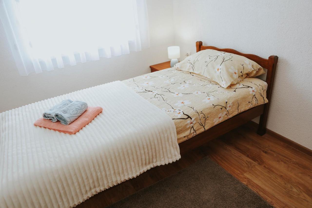 I&T Apartman Gospic Luaran gambar